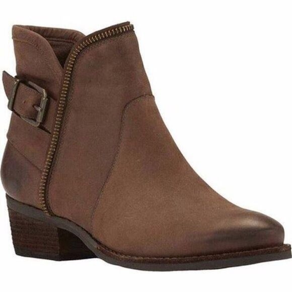 Walking Cradles Elites Gaston Brown Distressed Booties New - Picture 1 of 8